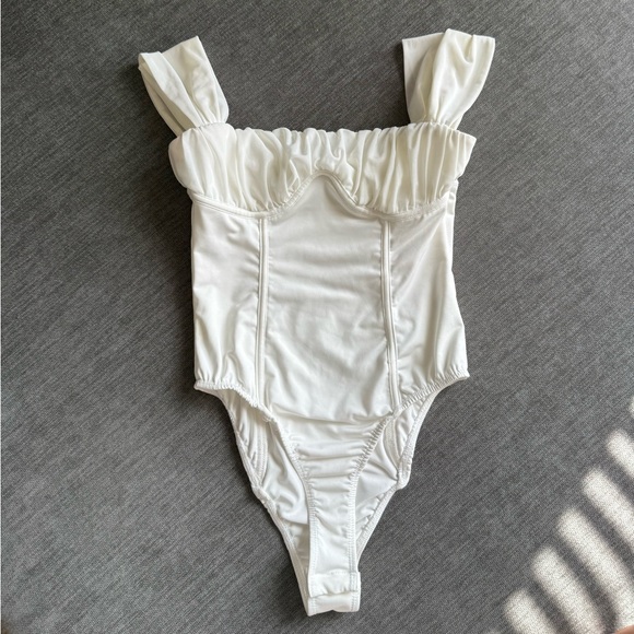 Princess Polly Tops - Princess Polly Shiloh Bodysuit